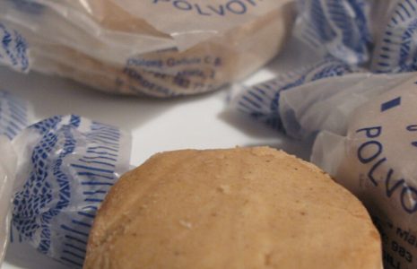 Spanish polvorones and mantecados