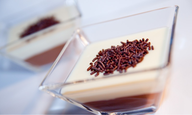 Schokoladenmousse Weiß und Schwarz