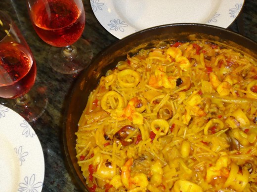 Calamari with noodles and prawns